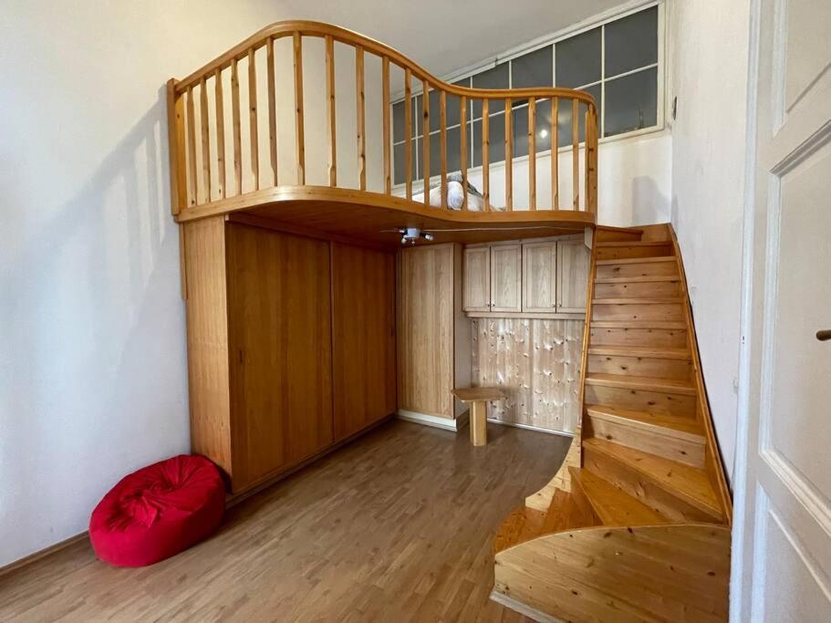 Geraeumige Altbauwohnung Im Zentrum * Graz